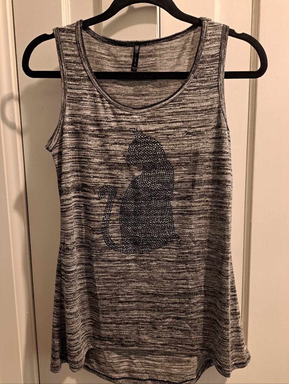 Women's Sleeveless Knit Tank Top with Cat Motif - Gray
